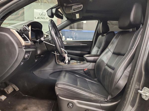 2014 JEEP CHEROKEE Limited — DENT