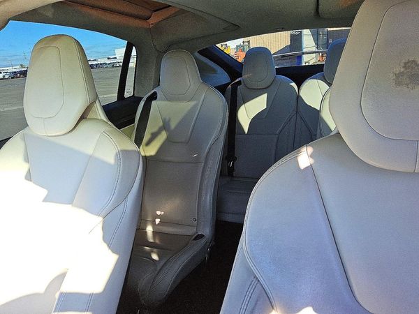 2018 TESLA MODEL X — SUVN