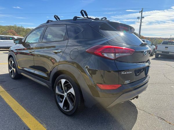 2016 HYUNDAI TUCSON