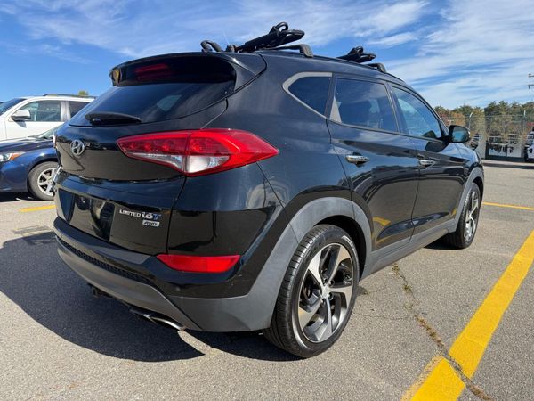 2016 HYUNDAI TUCSON