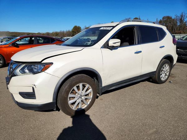 2019 NISSAN ROGUE — Front 3/4