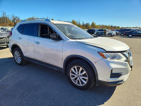 2019 NISSAN ROGUE — Passenger 3/4