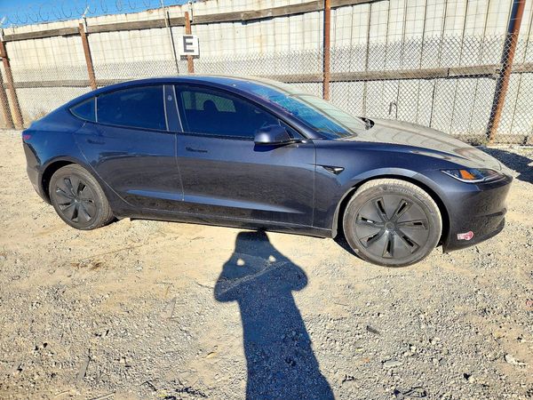 2024 TESLA MODEL 3 — Passenger 3/4