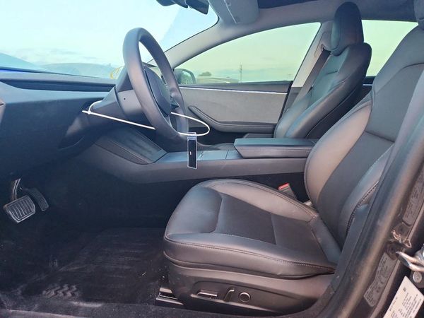 2024 TESLA MODEL 3 — DENT