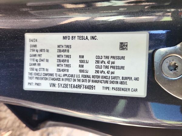 2024 TESLA MODEL 3 — VINS