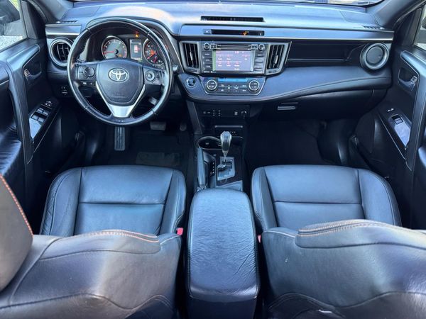 2016 TOYOTA RAV4 SE (S Grade)