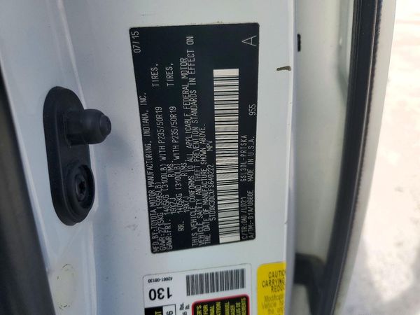 2015 TOYOTA SIENNA — VINS