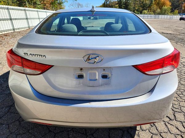 2012 HYUNDAI ELANTRA GLS(Middle grade) — DIRR