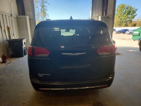 2017 CHRYSLER PACIFICA — DIRR