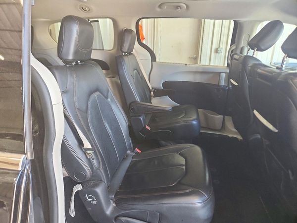 2017 CHRYSLER PACIFICA — PSRS