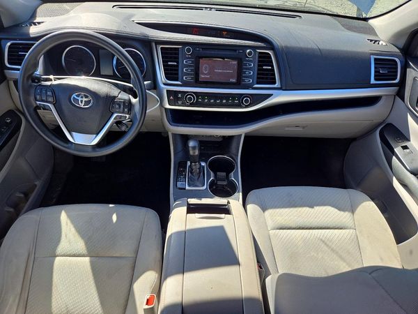 2019 TOYOTA HIGHLANDER LE — CKPT