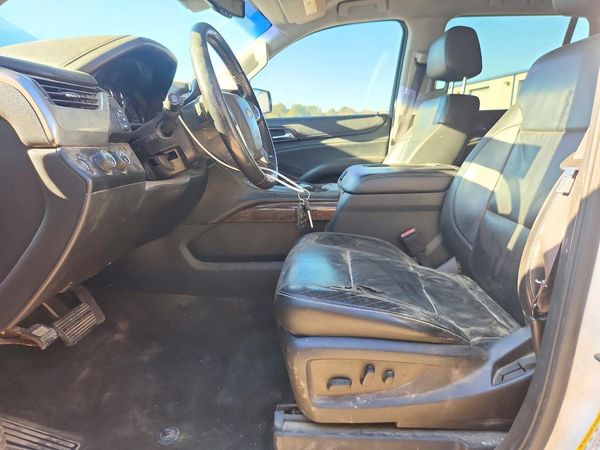2015 CHEVROLET TAHOE LT — DENT