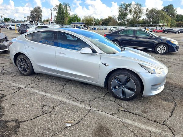 2018 TESLA MODEL 3 — Passenger 3/4