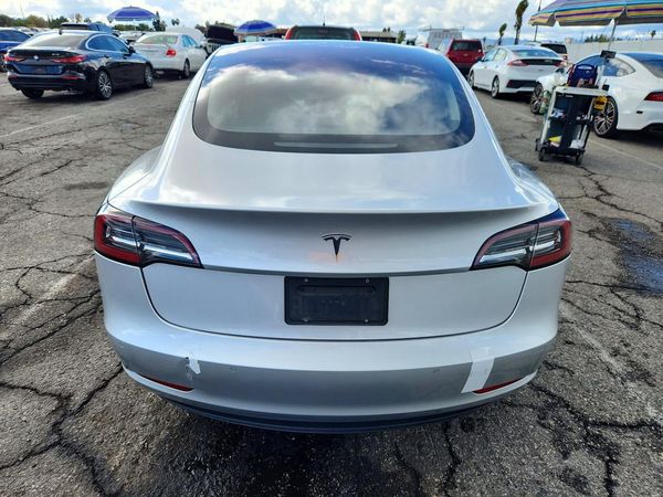 2018 TESLA MODEL 3 — DIRR