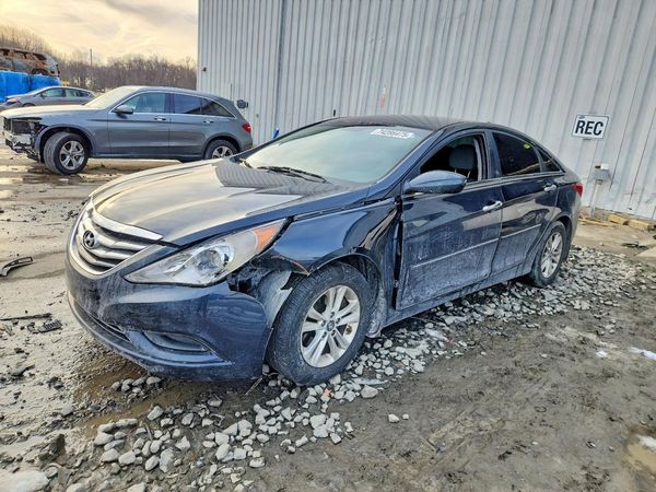 2013 HYUNDAI SONATA