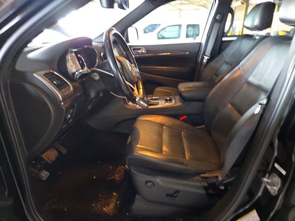 2020 JEEP GRAND CHEROKEE Limited — DENT