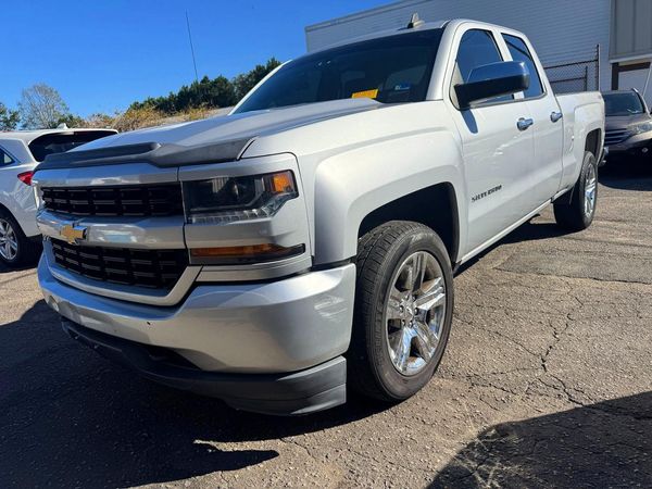 2017 CHEVROLET SILVERADO Custom