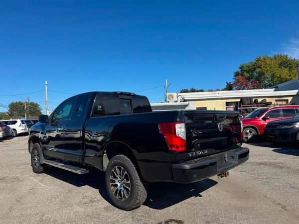 2020 NISSAN TITAN