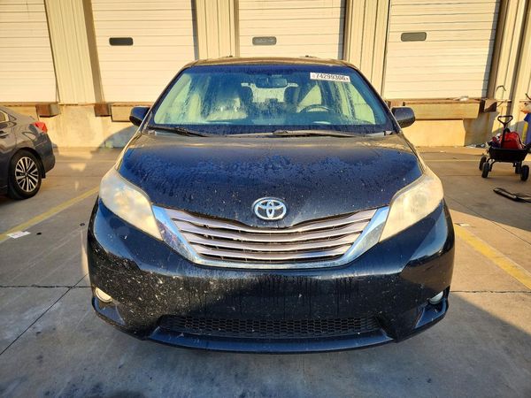 2015 TOYOTA SIENNA — DIRF