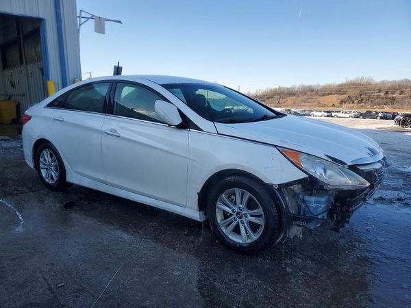 2014 HYUNDAI SONATA