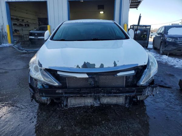 2014 HYUNDAI SONATA