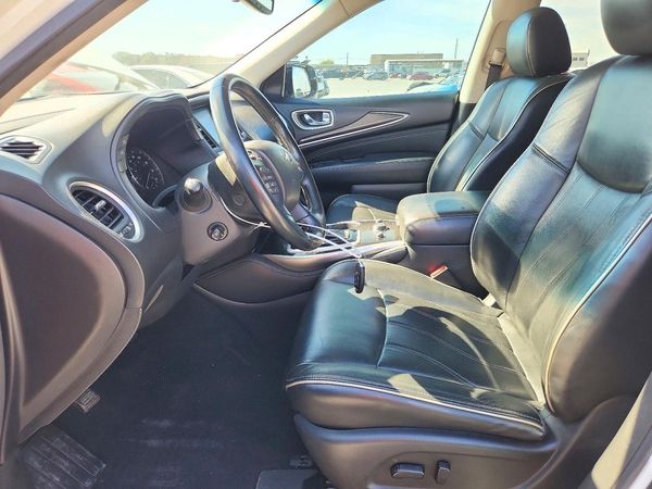 2017 INFINITI QX60 — DENT