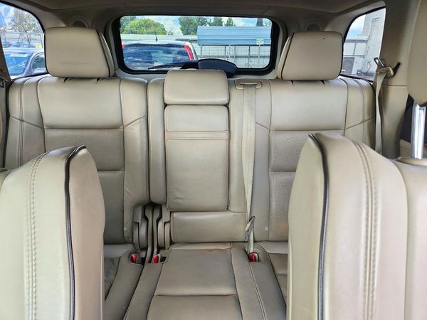 2012 JEEP CHEROKEE Overland — SUVN