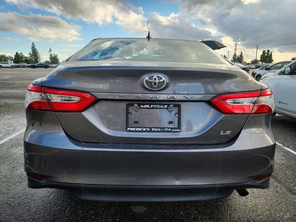 2020 TOYOTA CAMRY LE — DIRR