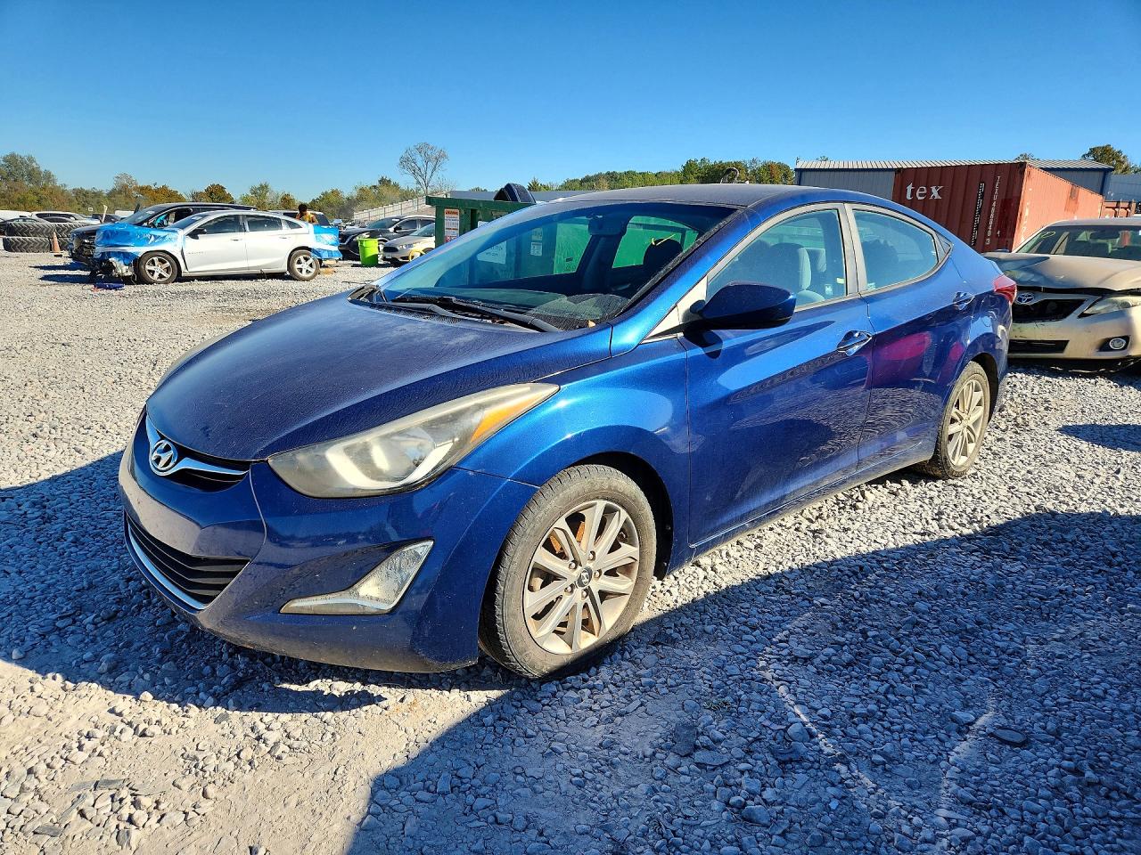 2016 HYUNDAI ELANTRA — Front 3/4