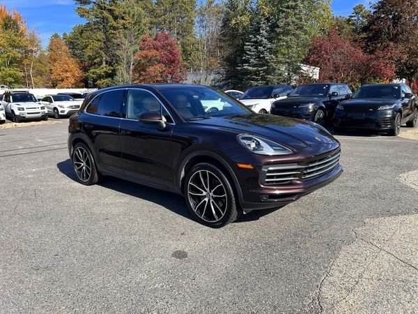 2019 PORSCHE CAYENNE