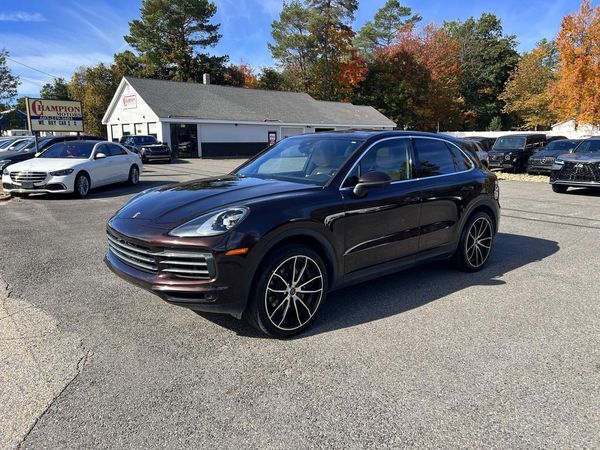 2019 PORSCHE CAYENNE