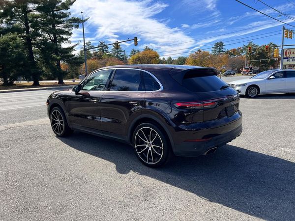 2019 PORSCHE CAYENNE
