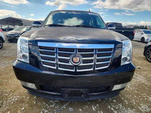 2014 CADILLAC ESCALADE ESV Luxury — DIRF
