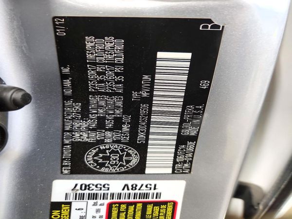 2012 TOYOTA SIENNA — VINS
