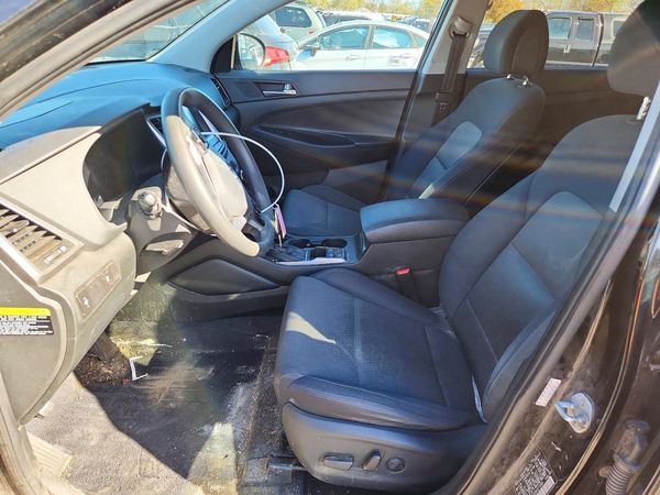 2018 HYUNDAI TUCSON — DENT