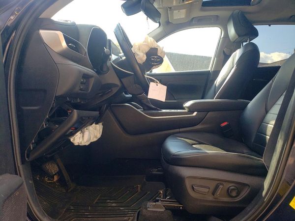 2023 TOYOTA HIGHLANDER — DENT