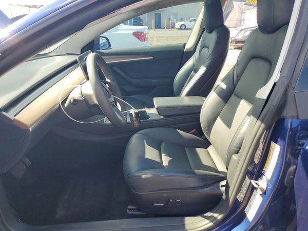 2022 TESLA MODEL 3 — DENT