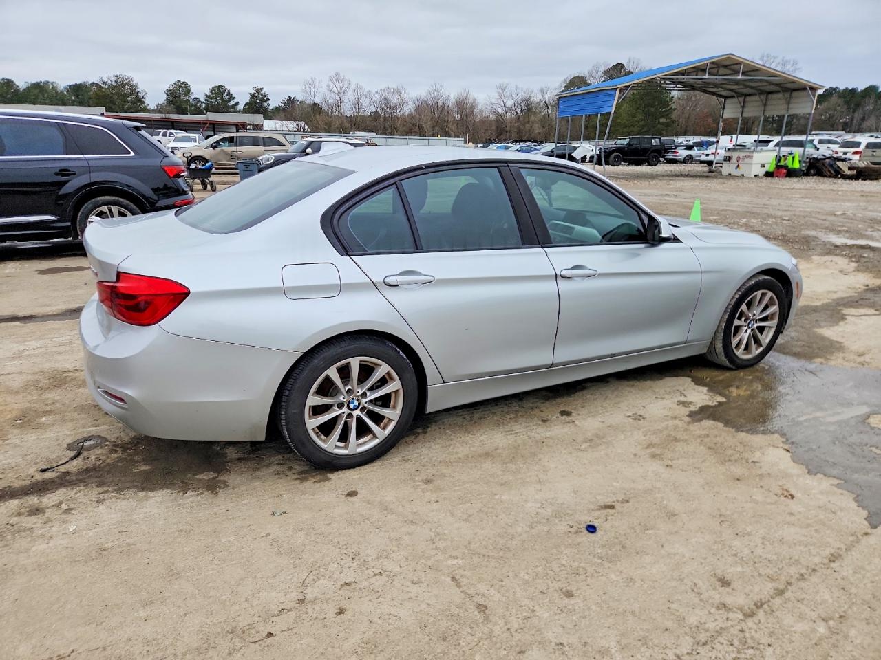 2018 BMW 320