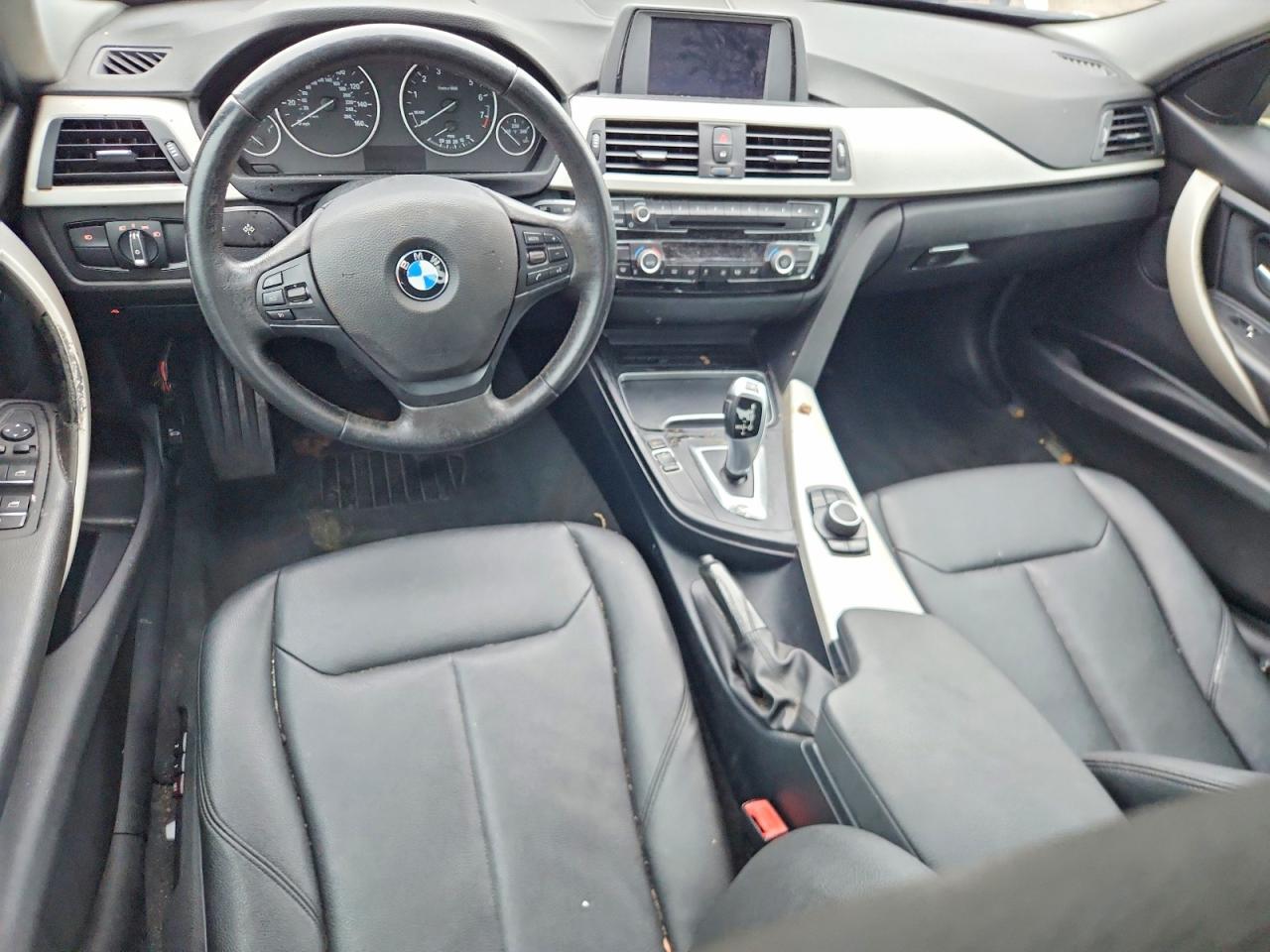 2018 BMW 320