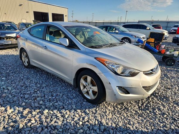 2012 HYUNDAI ELANTRA GLS(Middle grade) — Passenger 3/4