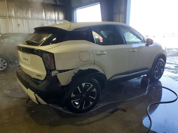 2025 NISSAN KICKS SV