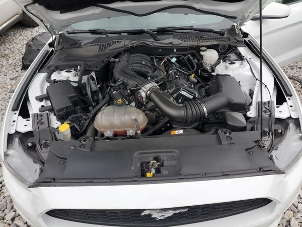 2017 FORD MUSTANG V6 Coupe — Engine bay