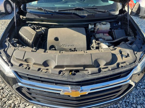 2019 CHEVROLET TRAVERSE — Engine bay