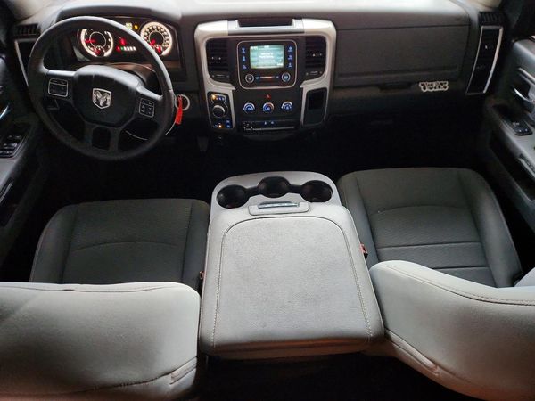 2019 RAM 1500 CLASSIC SLT