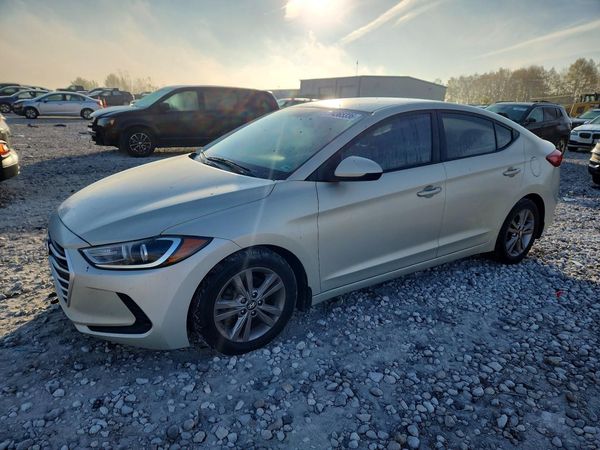 2017 HYUNDAI ELANTRA — Front 3/4
