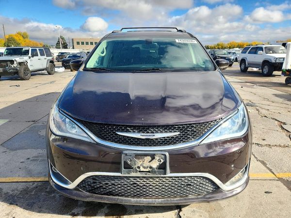 2017 CHRYSLER PACIFICA Touring L — DIRF