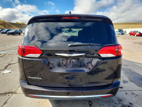 2017 CHRYSLER PACIFICA Touring L — DIRR
