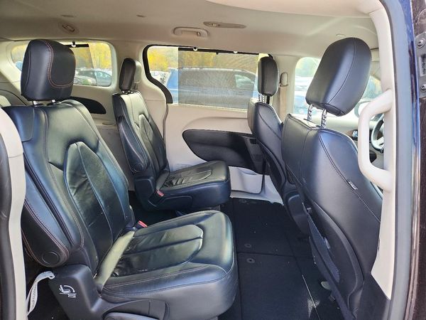 2017 CHRYSLER PACIFICA Touring L — PSRS