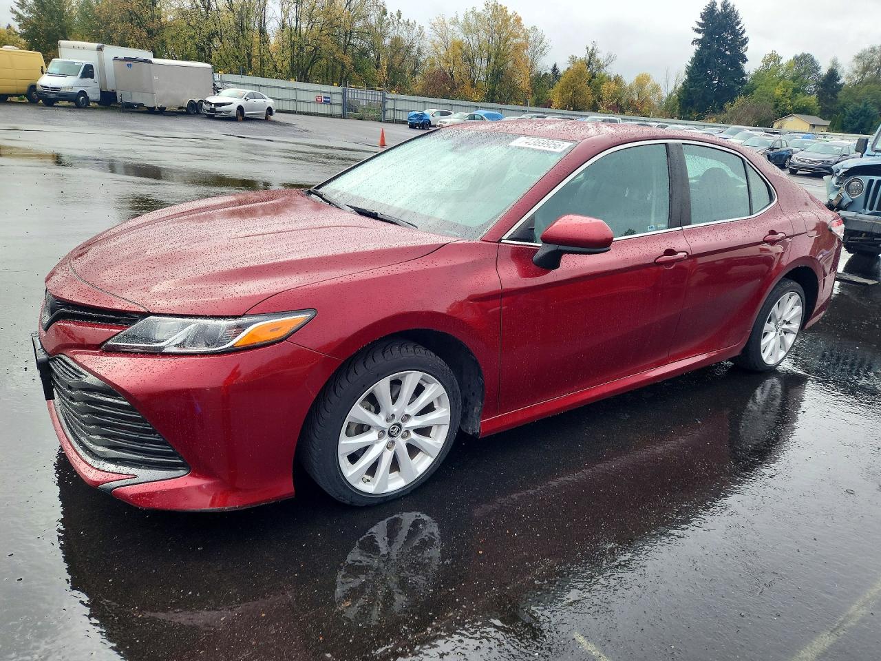 2018 TOYOTA CAMRY L/LE/SE/XLE — Front 3/4