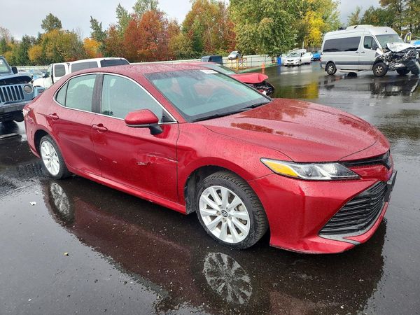 2018 TOYOTA CAMRY L/LE/SE/XLE — Passenger 3/4